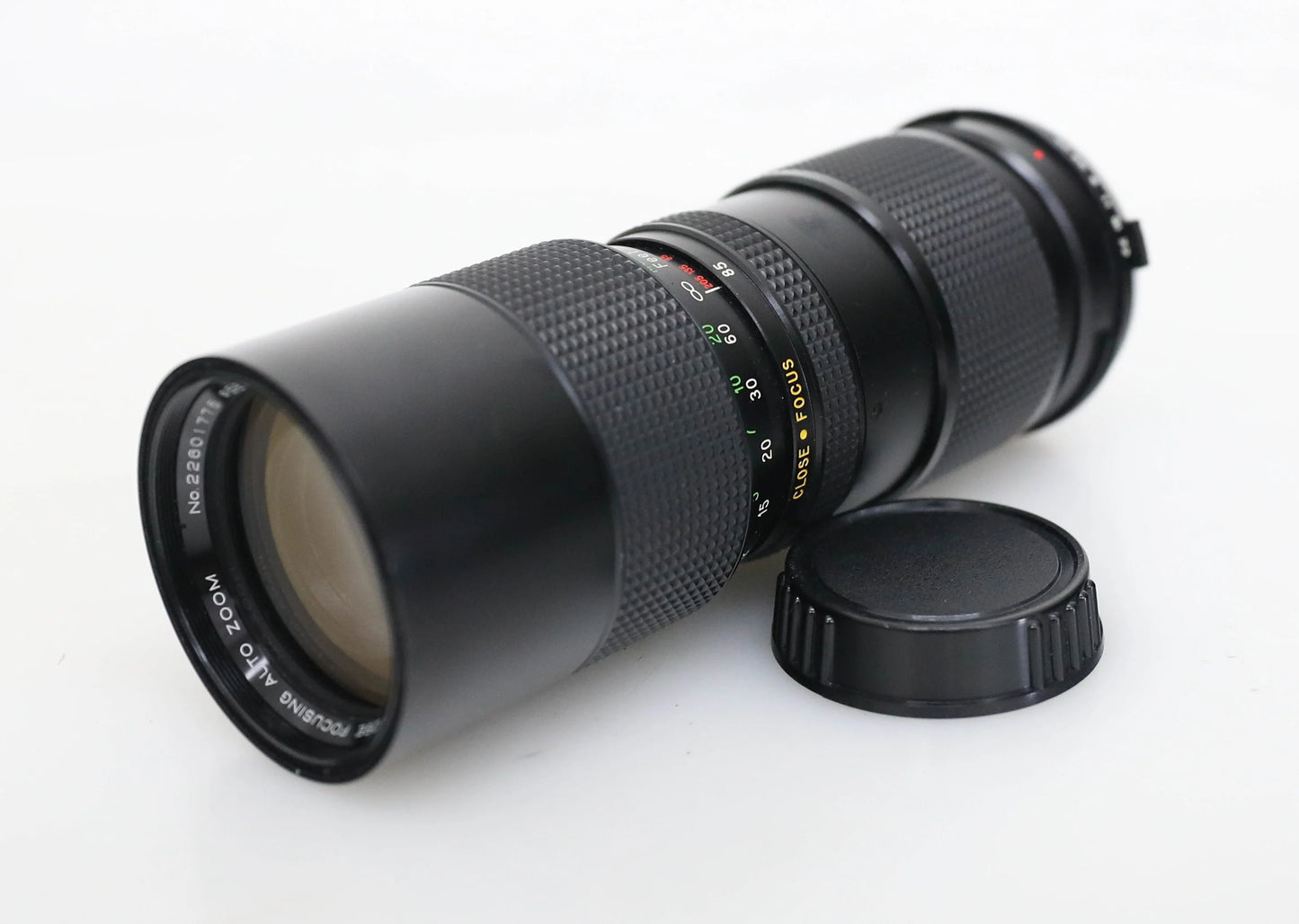 For parts -  OM Mount Lens, 85-205mm f/3.8 Zoom for Olympus