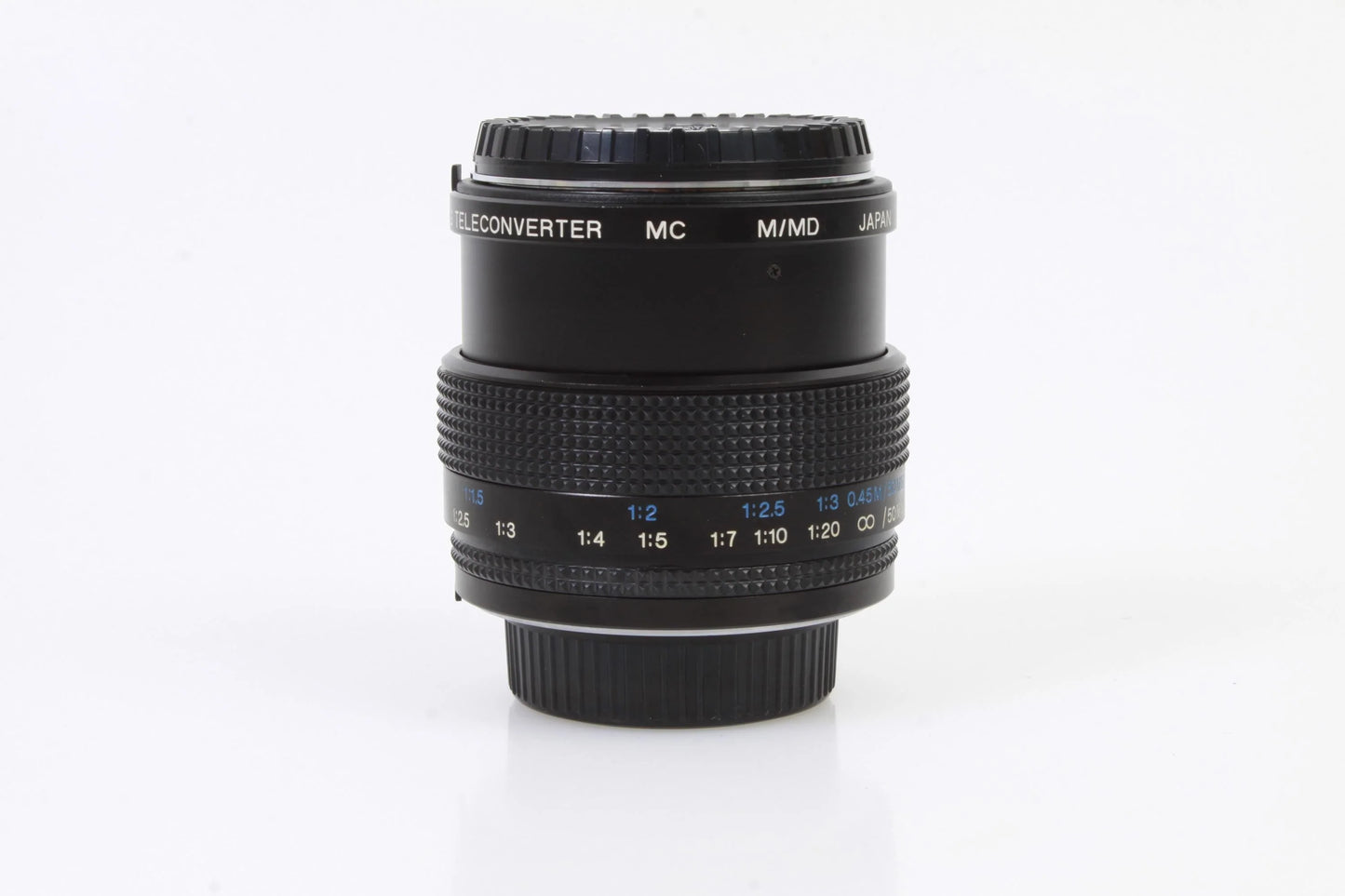 MINOLTA  2X macrofocusing Teleconverter