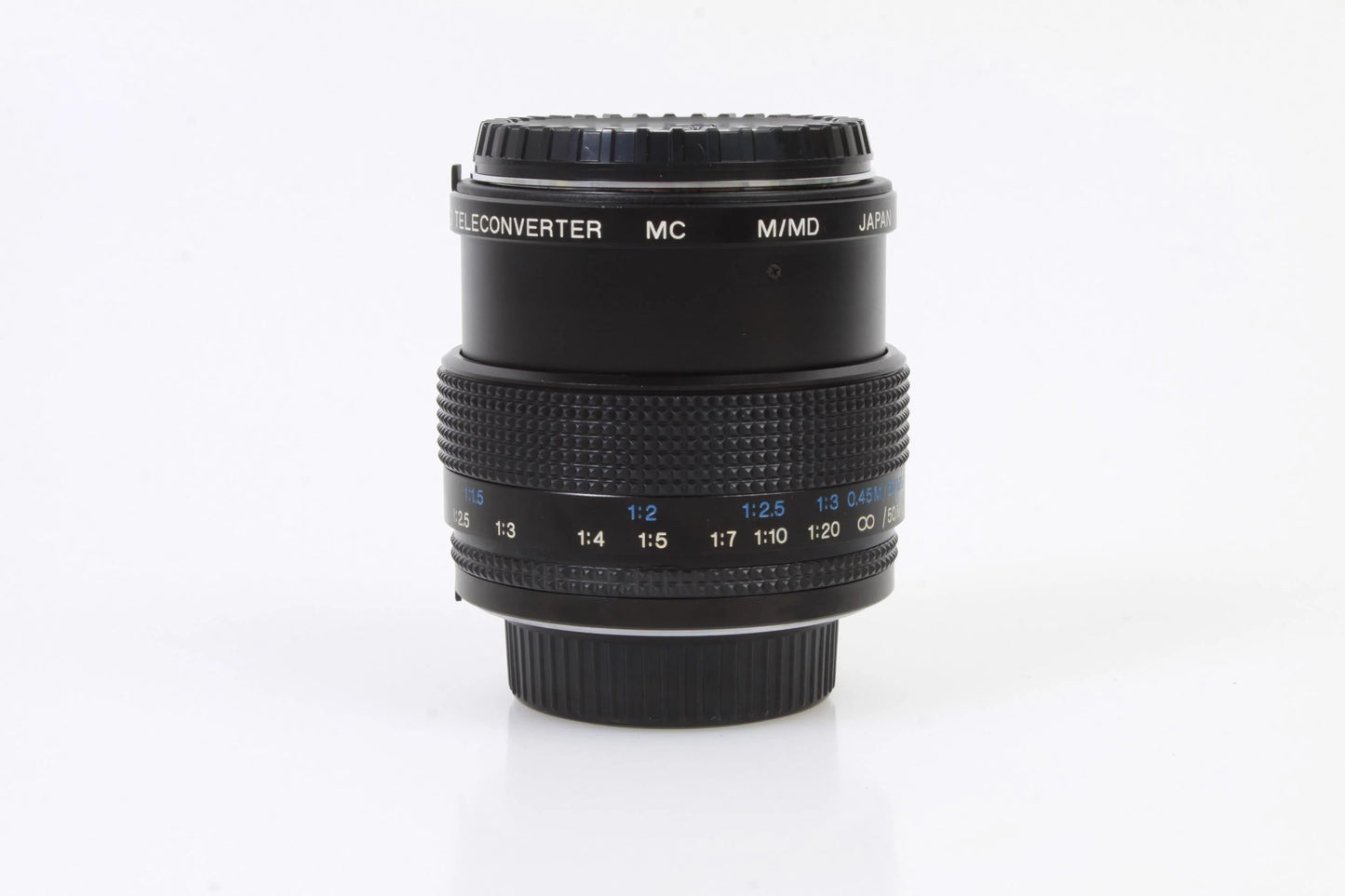 MINOLTA  2X macrofocusing Teleconverter