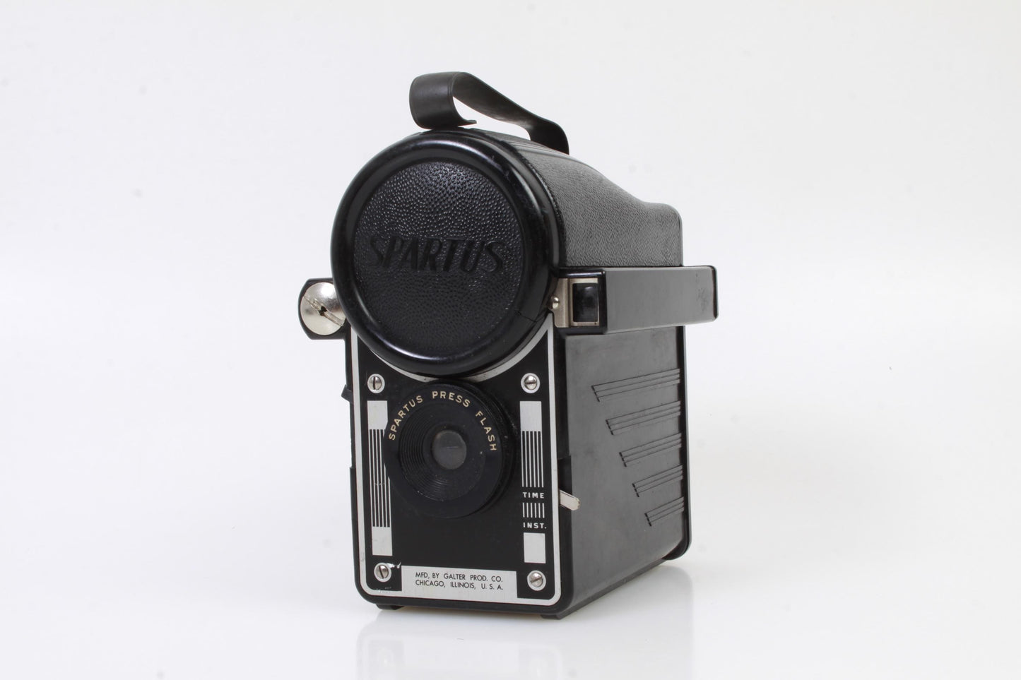 SPARTUS Press Flash  Camera Vintage 1940s Bakelite with old roll film Inside