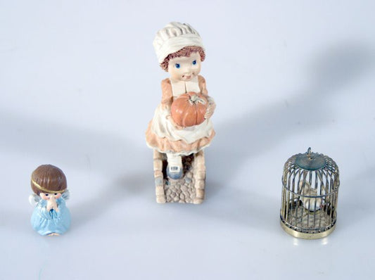 HALLMARK MARY   FRIENDS, BY MARY HAMILTON   OTHER HALLMARK FIGURES,SET OF 3