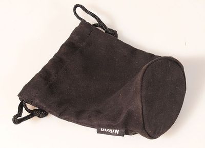 NIKON SOFT LENS POUCH