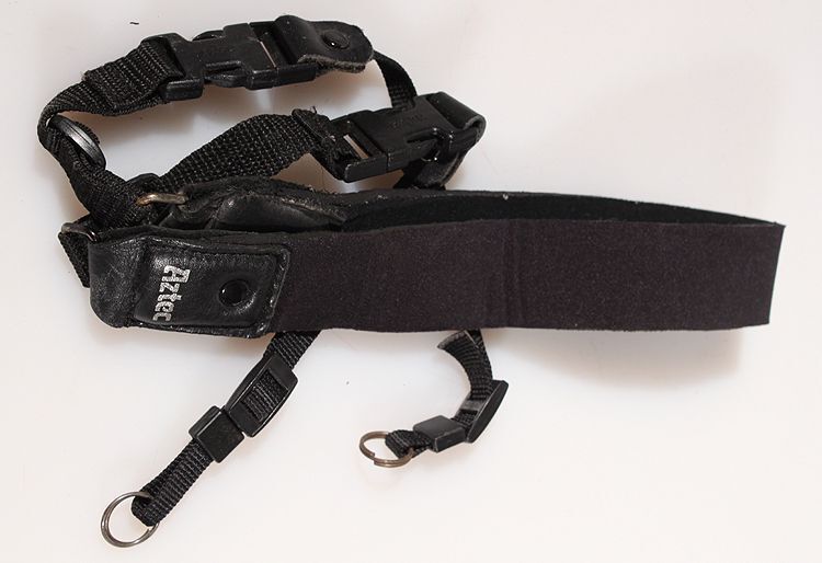 CAMERA STRAP W/ WEIGHT REDUCTION, VINTAGE